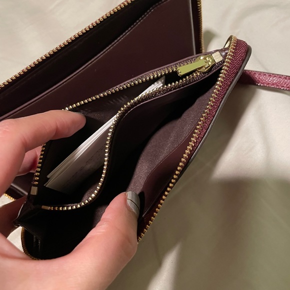 Coach - Red Glitter Star Phone Wallet/Wristlet - Picture 5 of 13